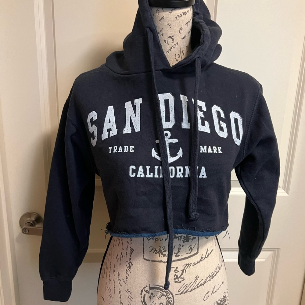 Women’s Crop San Diego Hoodie